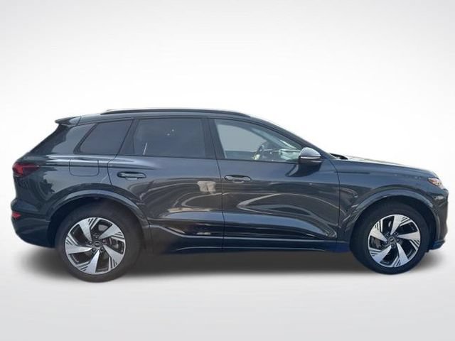 Certified 2025 Audi Q6 e-tron Premium Plus AWD/4WD image 9