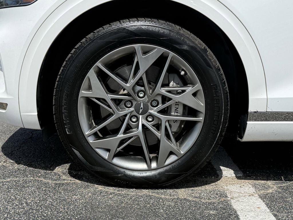 Used 2025 Genesis GV70 2.5T image 9