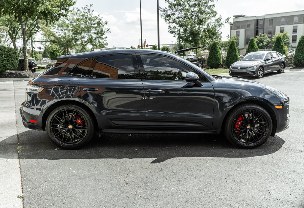 Used 2022 Porsche Macan GTS w/ Premium Package Plus AWD/4WD image 3