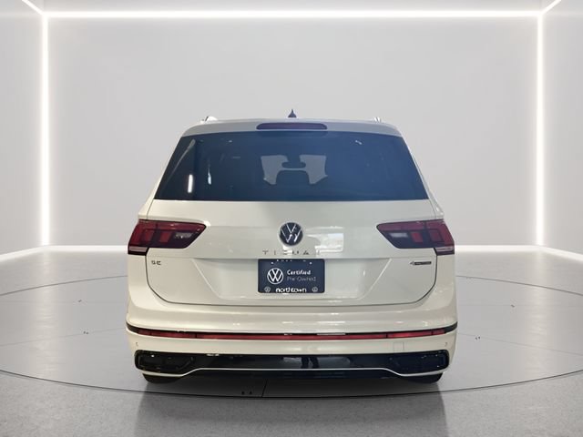 Certified 2024 Volkswagen Tiguan SE R-Line AWD/4WD image 29