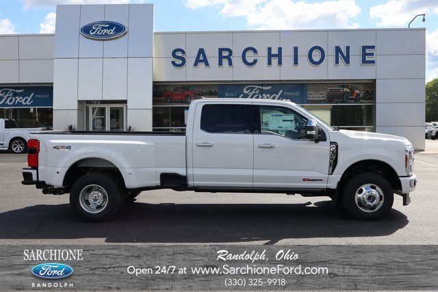 New 2026 Ford F350 Platinum w/ Platinum Plus Package
