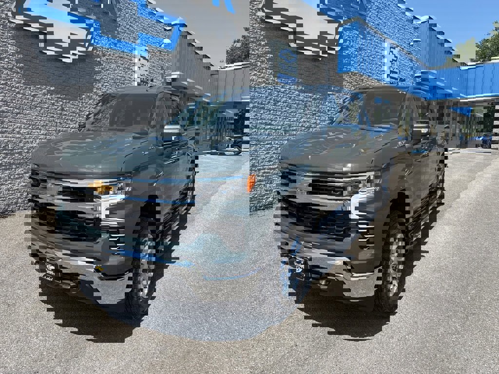 New 2025 Chevrolet Silverado 1500 LT w/ Leather Package image 2