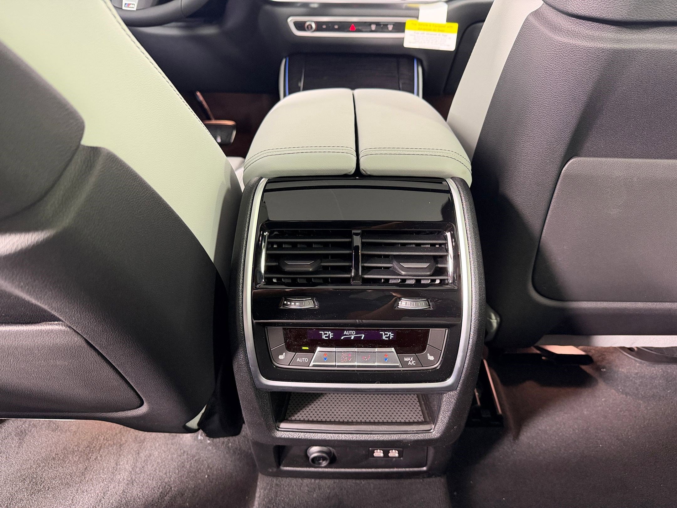 New 2026 BMW X5 xDrive50e w/ Executive Package image 30