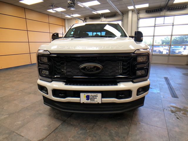 New 2026 Ford F250 Lariat w/ Black Appearance Package AWD/4WD image 2