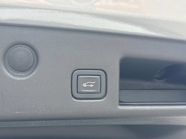 Used 2024 Chevrolet Equinox RS w/ RS Leather Package FWD image 14