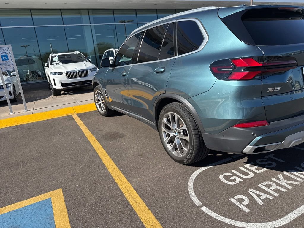 Certified 2024 BMW X5 sDrive40i w/ Premium Package image 5