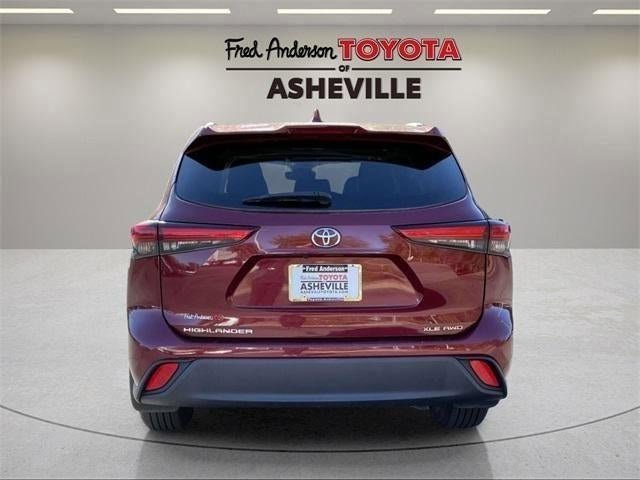 Used 2022 Toyota Highlander XLE image 39