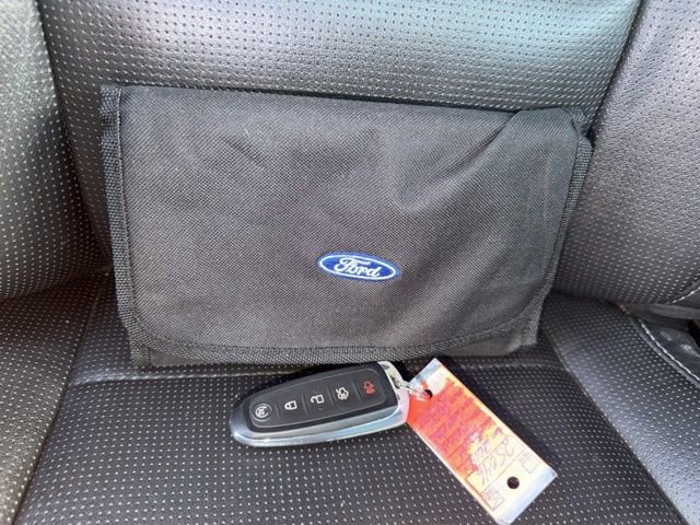 Used 2014 Ford Taurus Limited w/ Equipment Group 301A image 25