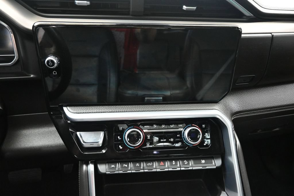 Used 2023 GMC Sierra 1500 Denali AWD/4WD image 6