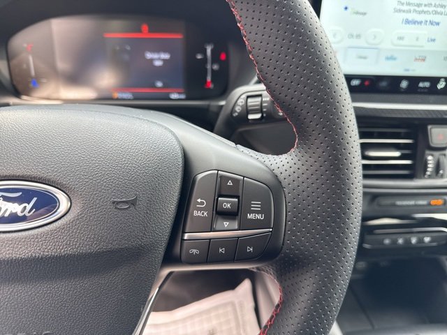 New 2025 Ford Escape ST-Line w/ Equipment Group 301A image 17