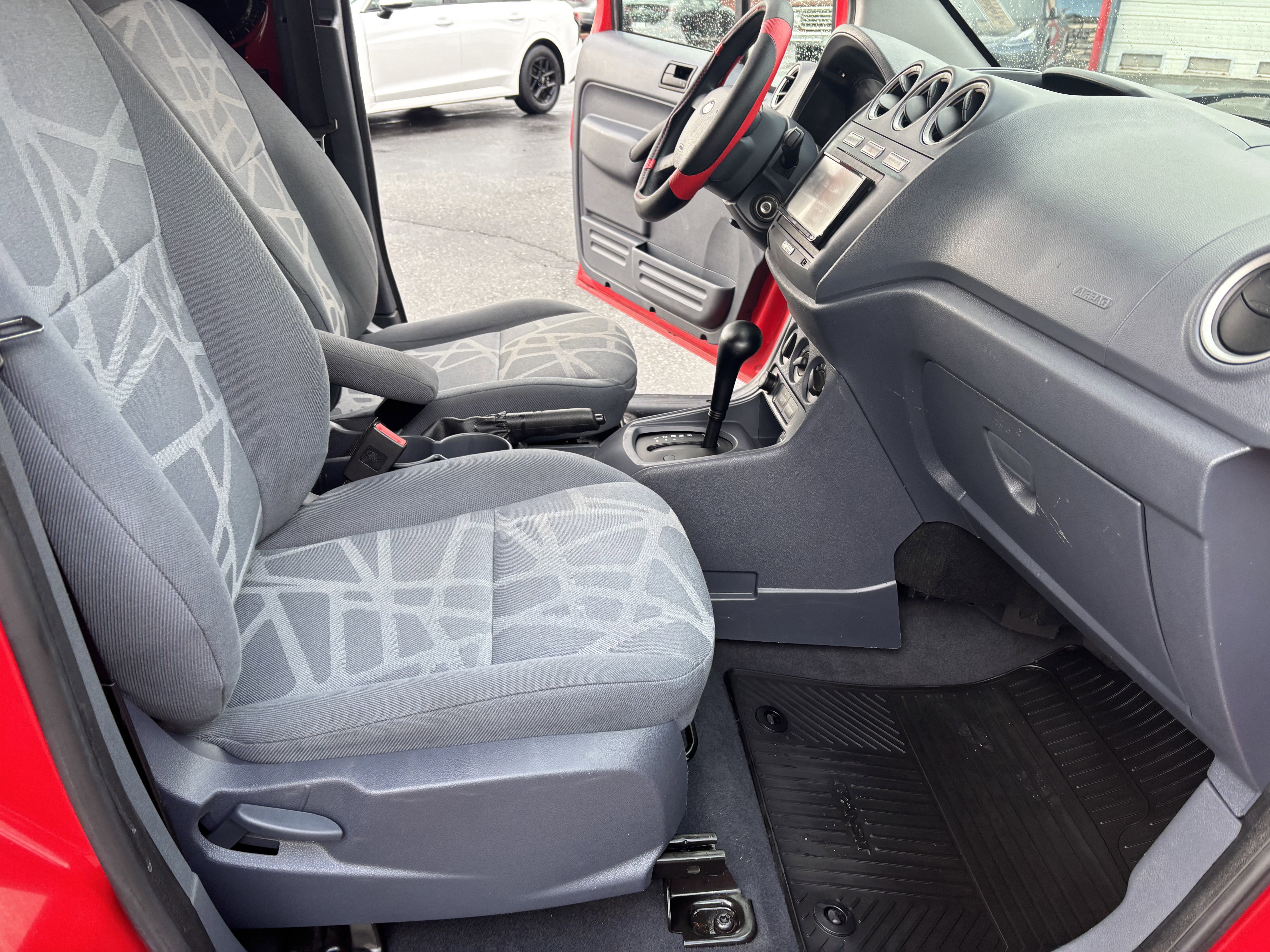 Used 2012 Ford Transit Connect XLT FWD image 27