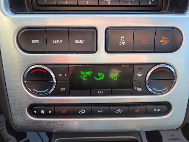 Used 2010 Ford Edge Limited image 25