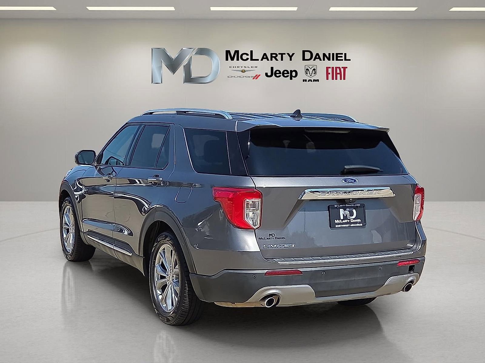 Used 2022 Ford Explorer Limited image 4