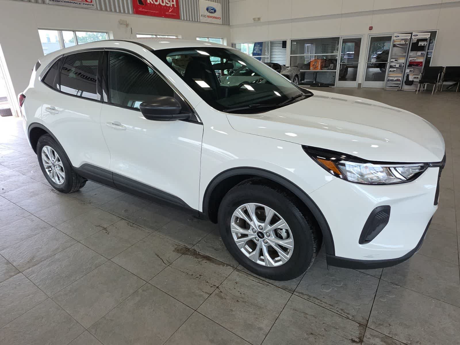 Used 2023 Ford Escape Active AWD/4WD image 6