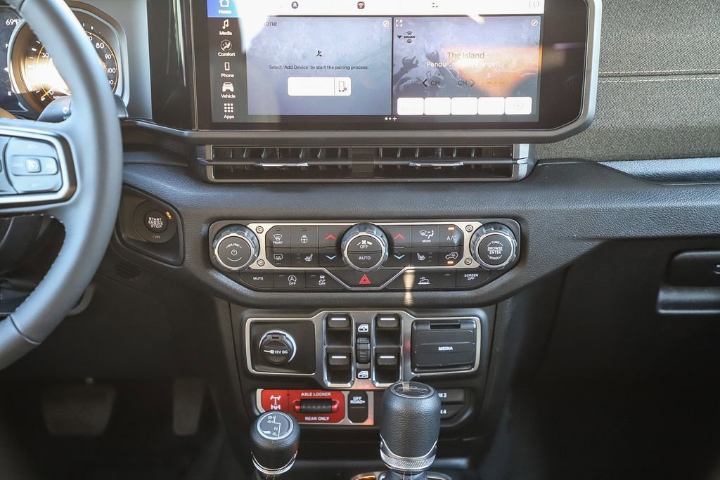 New 2026 Jeep Gladiator Willys AWD/4WD image 14