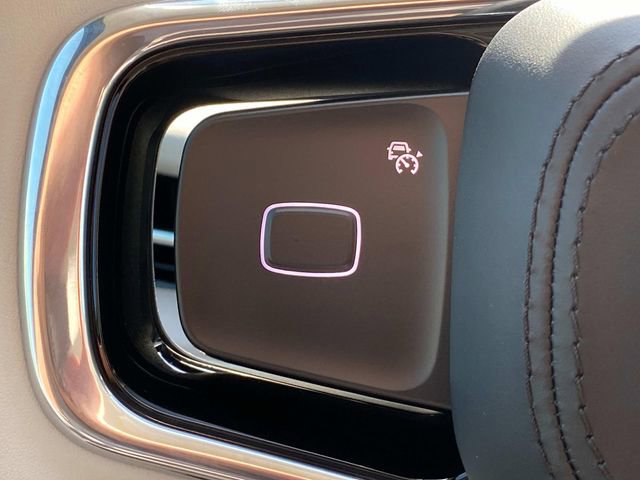 New 2026 Lincoln Navigator Reserve w/ Jet Appearance Package AWD/4WD image 16