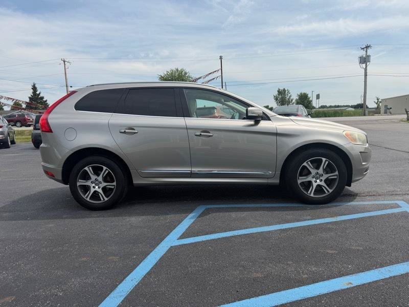 Used 2015 Volvo XC60 T6 Premier Plus AWD/4WD image 10