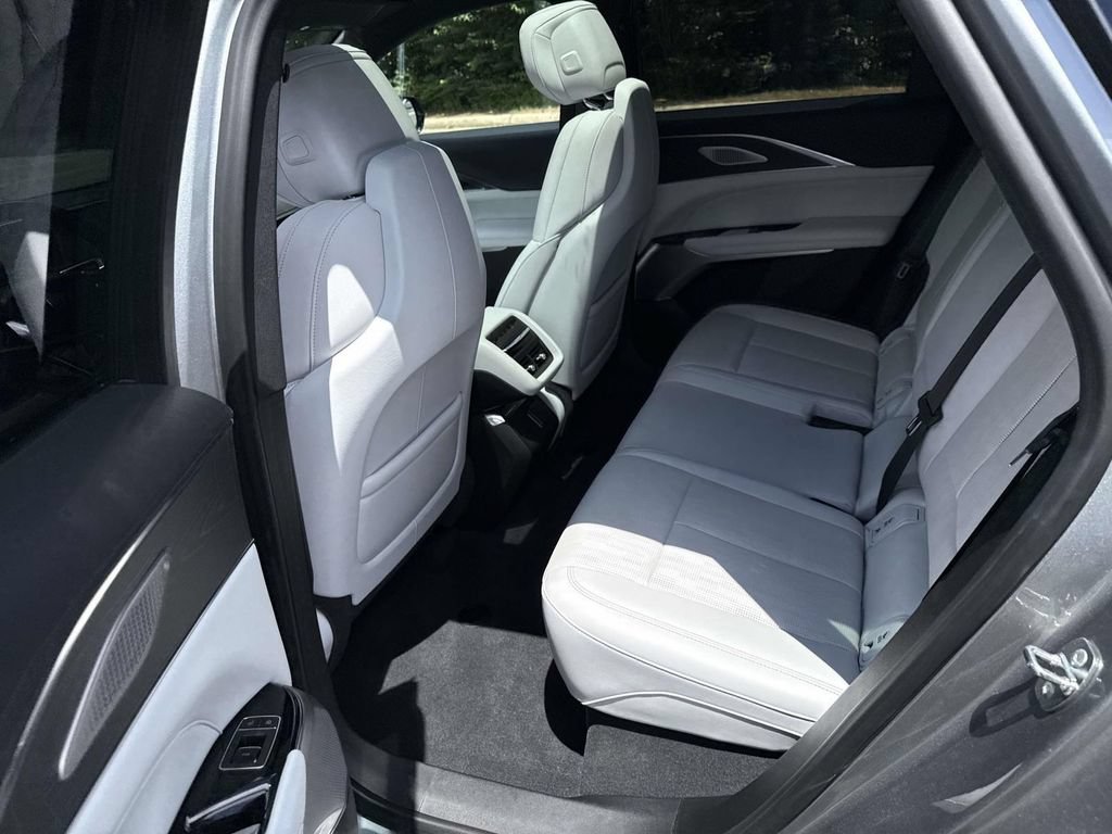 Certified 2024 Cadillac Lyriq Luxury w/ LPO, Floor Liner Package AWD/4WD image 10
