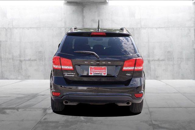 Used 2015 Dodge Journey R/T w/ Flexible Seating Group FWD image 6