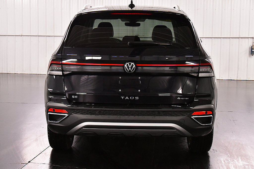 Used 2026 Volkswagen Taos SE AWD/4WD image 6