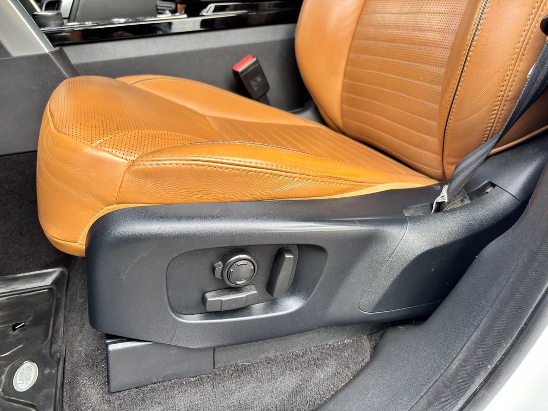 Used 2017 Land Rover Discovery HSE Luxury AWD/4WD image 26