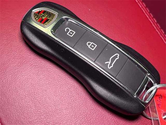 Used 2022 Porsche 911 Carrera 4S image 40