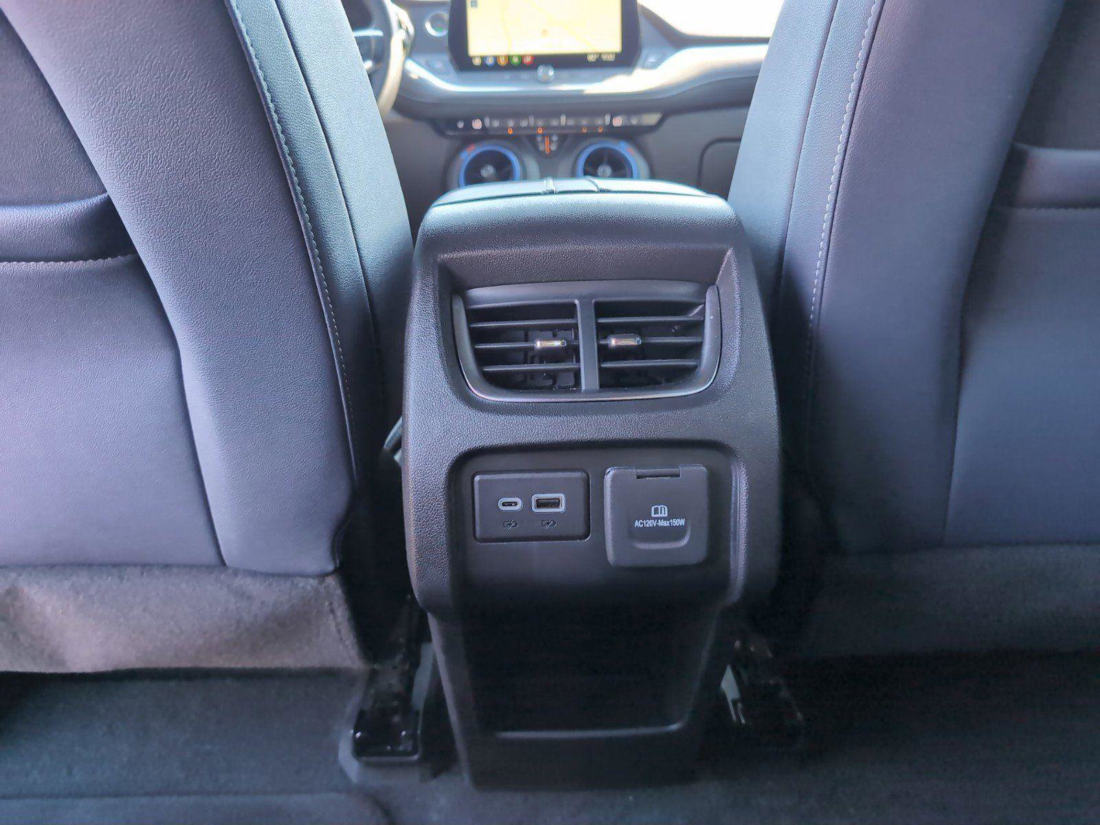 Used 2024 Chevrolet Blazer RS w/ Driver Confidence II Package FWD image 29