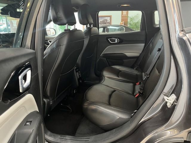 Used 2023 Jeep Compass Limited image 7
