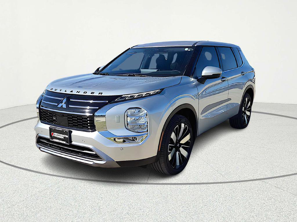 New 2026 Mitsubishi Outlander SE image 1