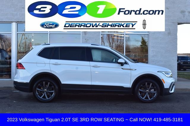 Used 2023 Volkswagen Tiguan SE image 3