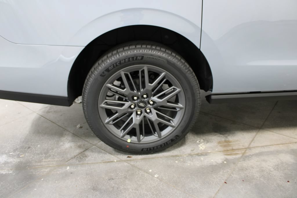New 2027 Ford Expedition Max Platinum w/ Stealth Appearance Package RWD image 43