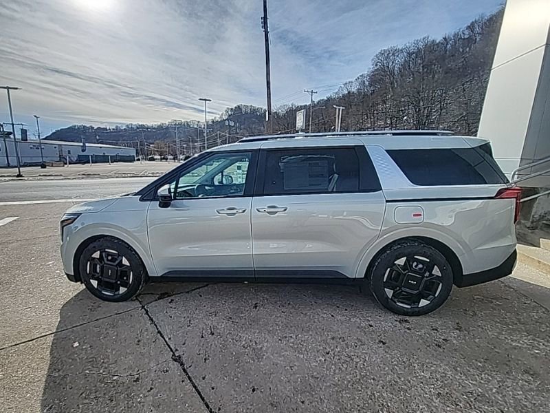 New 2026 Kia Carnival EX image 4