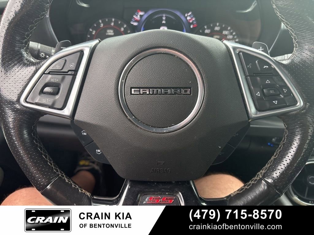 Used 2020 Chevrolet Camaro SS RWD image 11