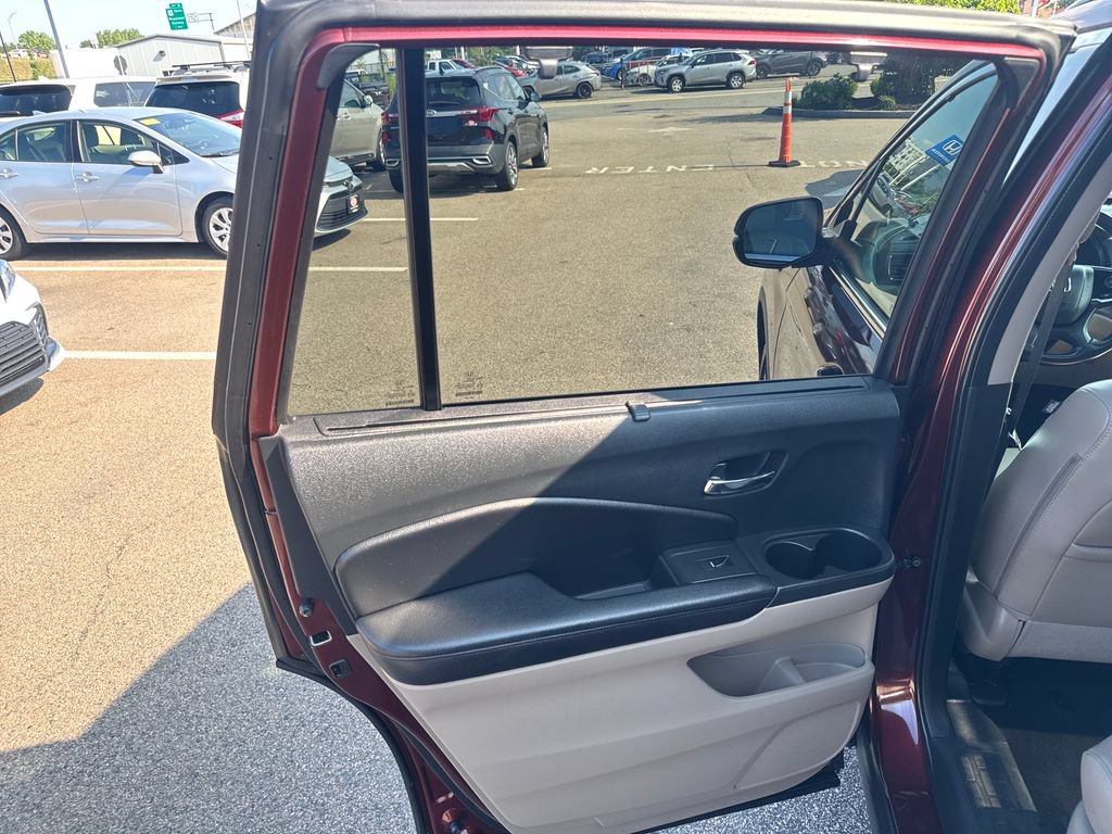 Used 2022 Honda Pilot Special Edition image 49