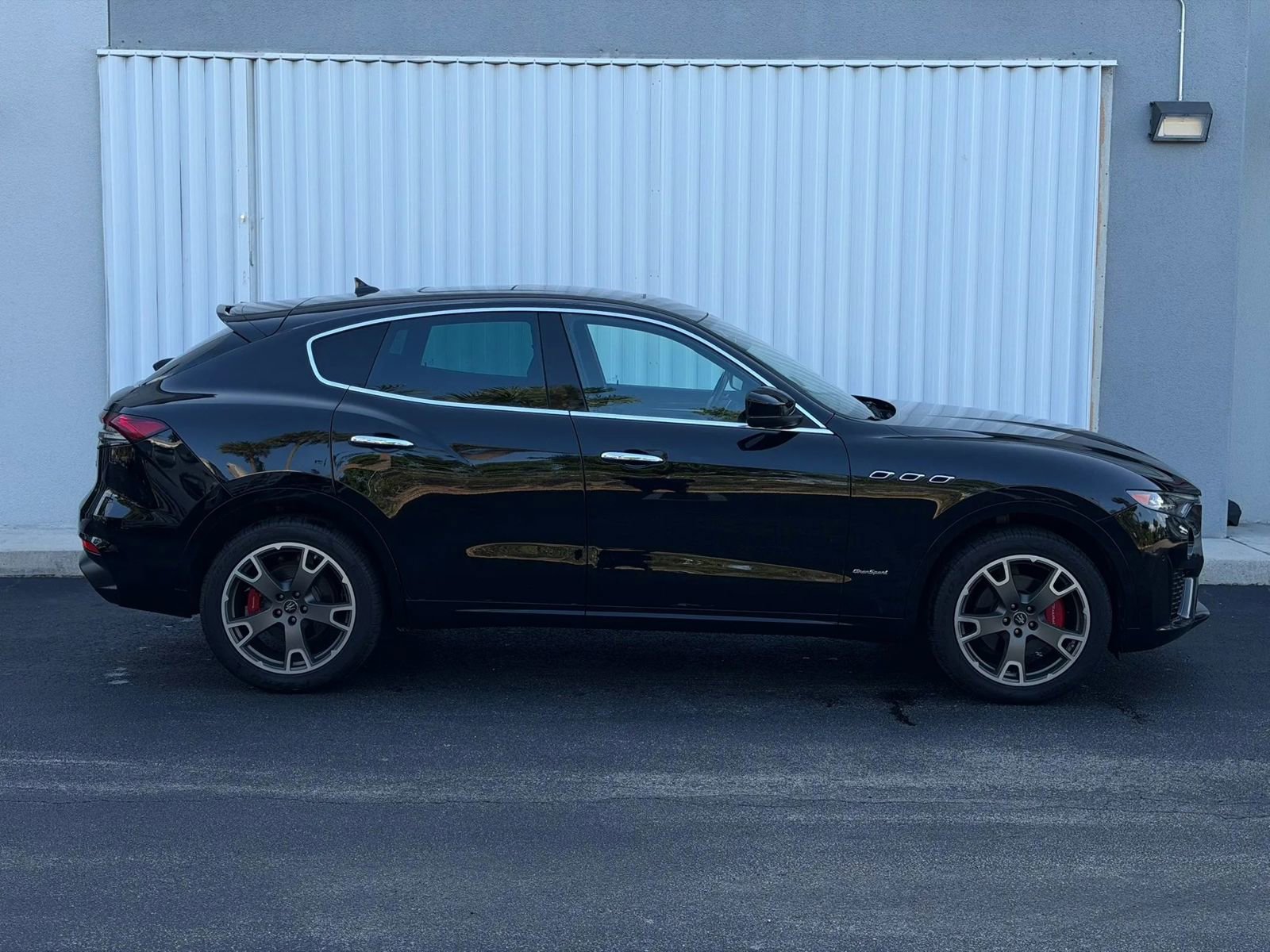 Used 2021 Maserati Levante GranSport AWD/4WD image 4