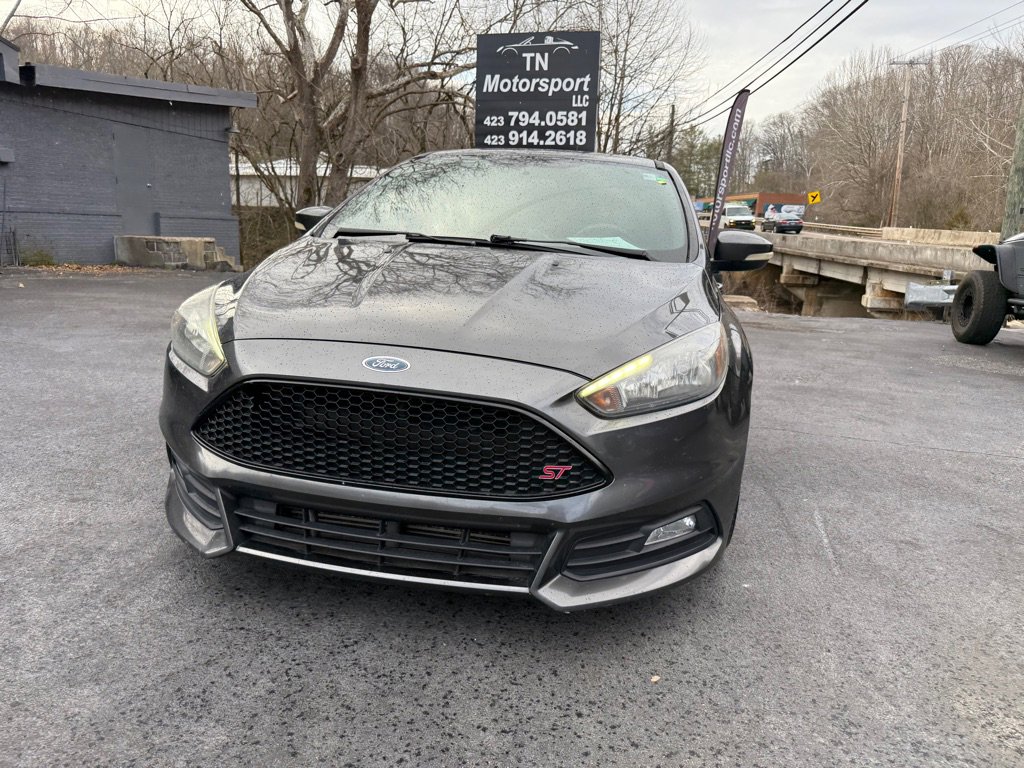 Used 2017 Ford Focus ST image 23