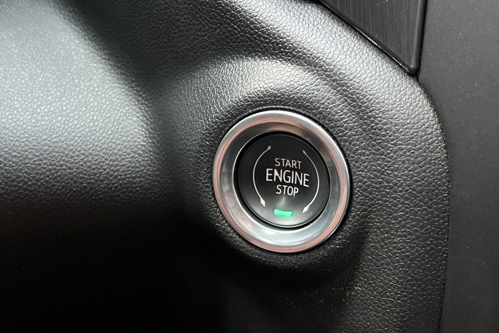 Used 2023 GMC Sierra 2500 AT4 w/ AT4 Preferred Package image 31