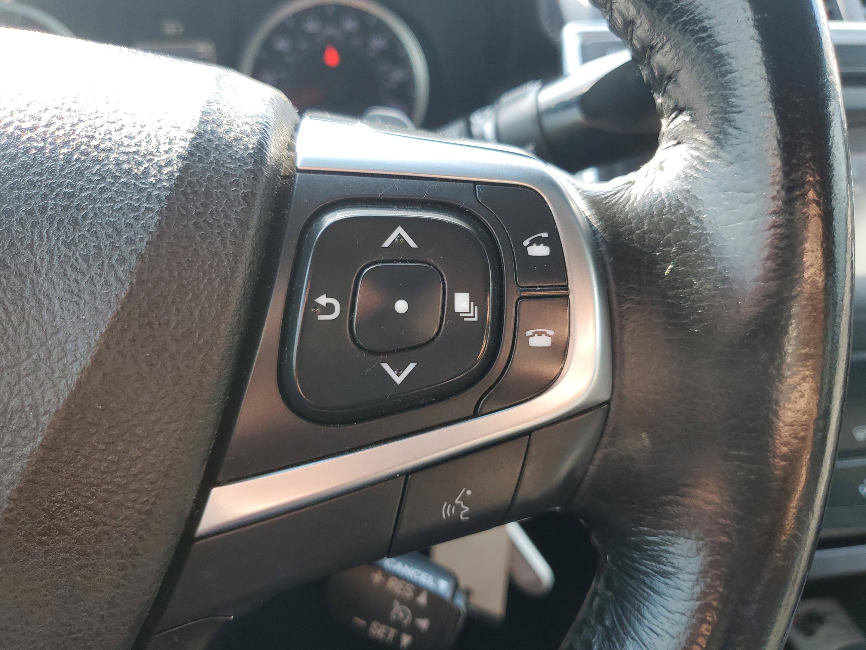 Used 2015 Toyota Camry SE FWD image 20