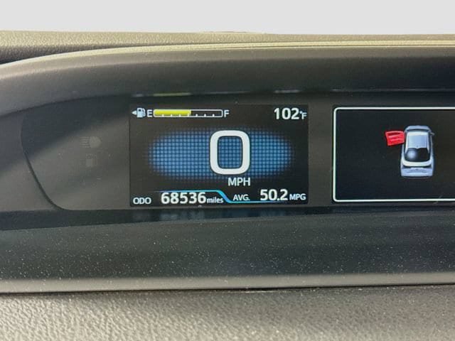 Certified 2021 Toyota Prius FWD image 14