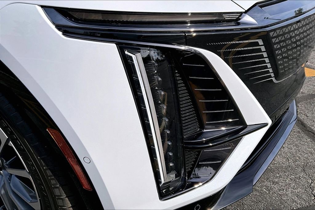 New 2026 Cadillac Lyriq Sport image 14