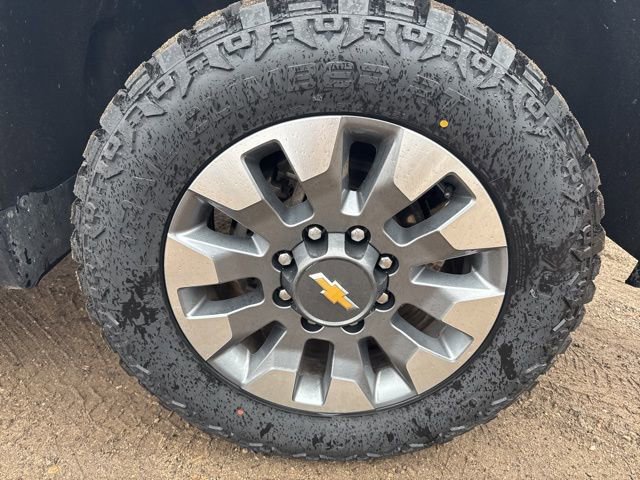Certified 2021 Chevrolet Silverado 2500 Custom w/ Custom Value Package image 14