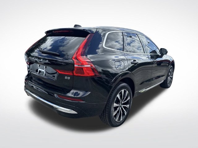 Used 2023 Volvo XC60 B5 Plus FWD image 8