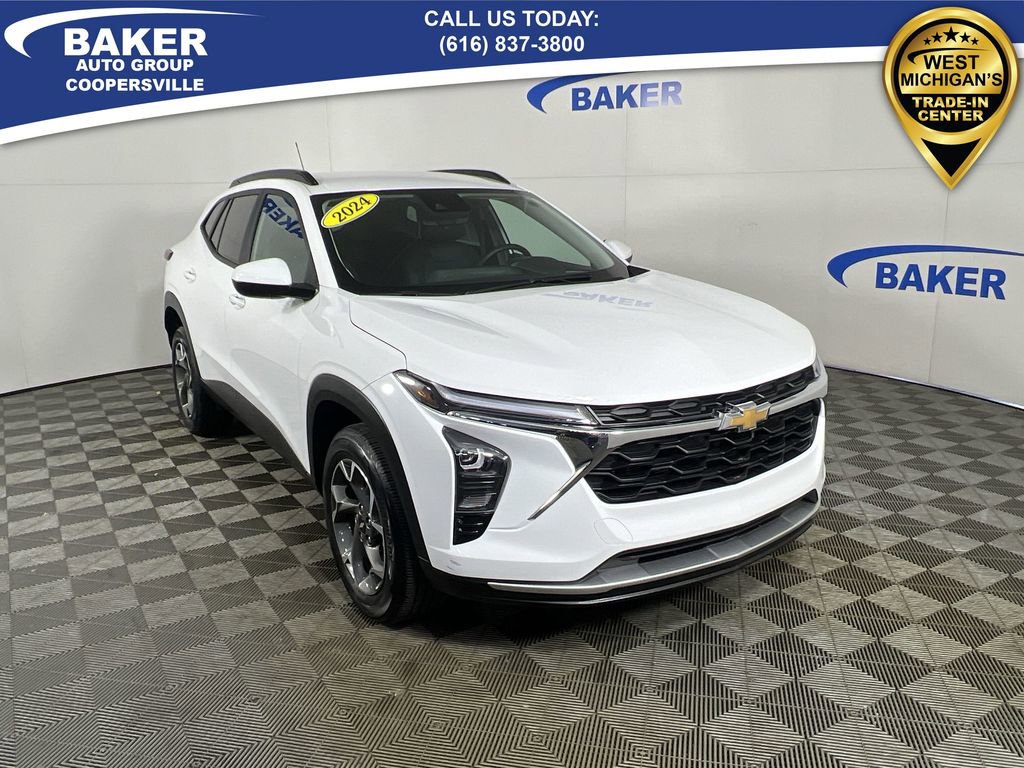 Certified 2024 Chevrolet Trax LT w/ Driver Confidence Package image 2