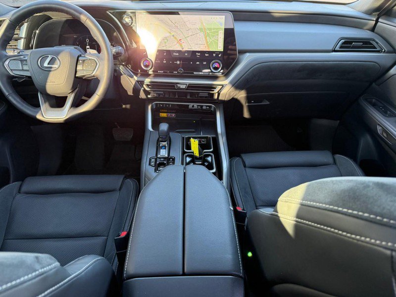 Used 2025 Lexus TX 350 AWD w/ Technology Package image 15