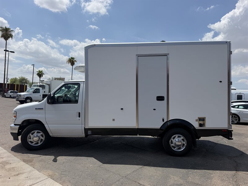 Used 2024 Ford E-350 and Econoline 350 Super Duty w/ Power Windows & Locks Group RWD image 6