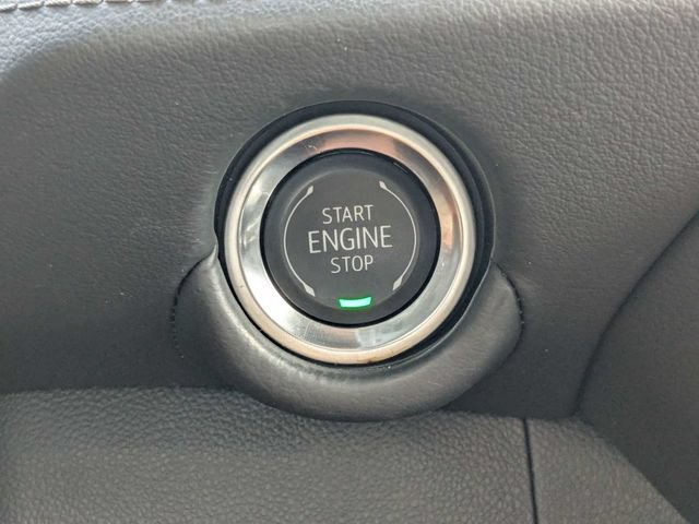 Used 2025 Chevrolet Tahoe LT AWD/4WD image 31