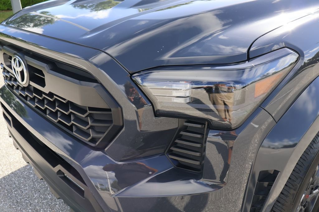 Used 2024 Toyota Tacoma TRD Sport RWD image 3