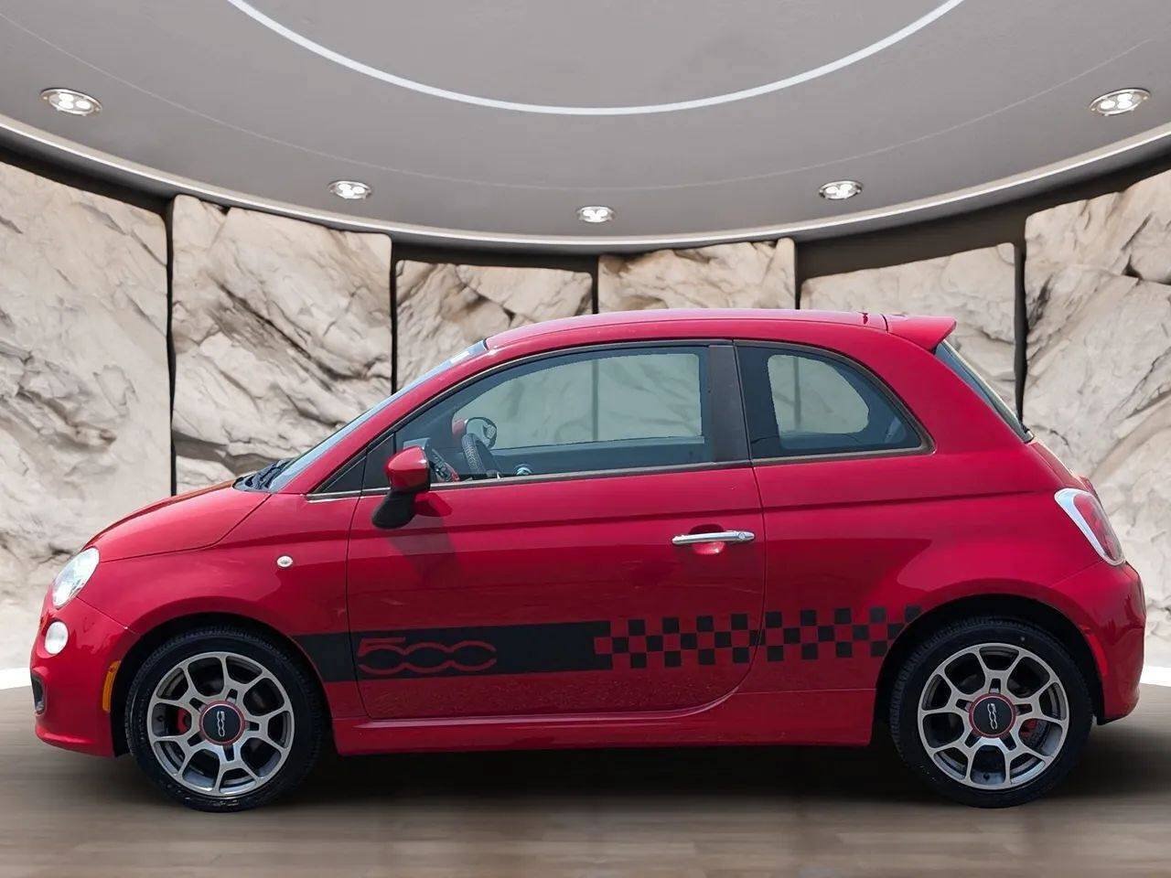 Used 2013 FIAT 500 Sport FWD image 4