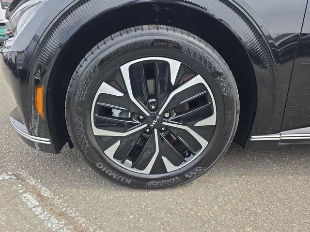 Used 2023 Kia EV6 Wind w/ Wind Technology Package image 29