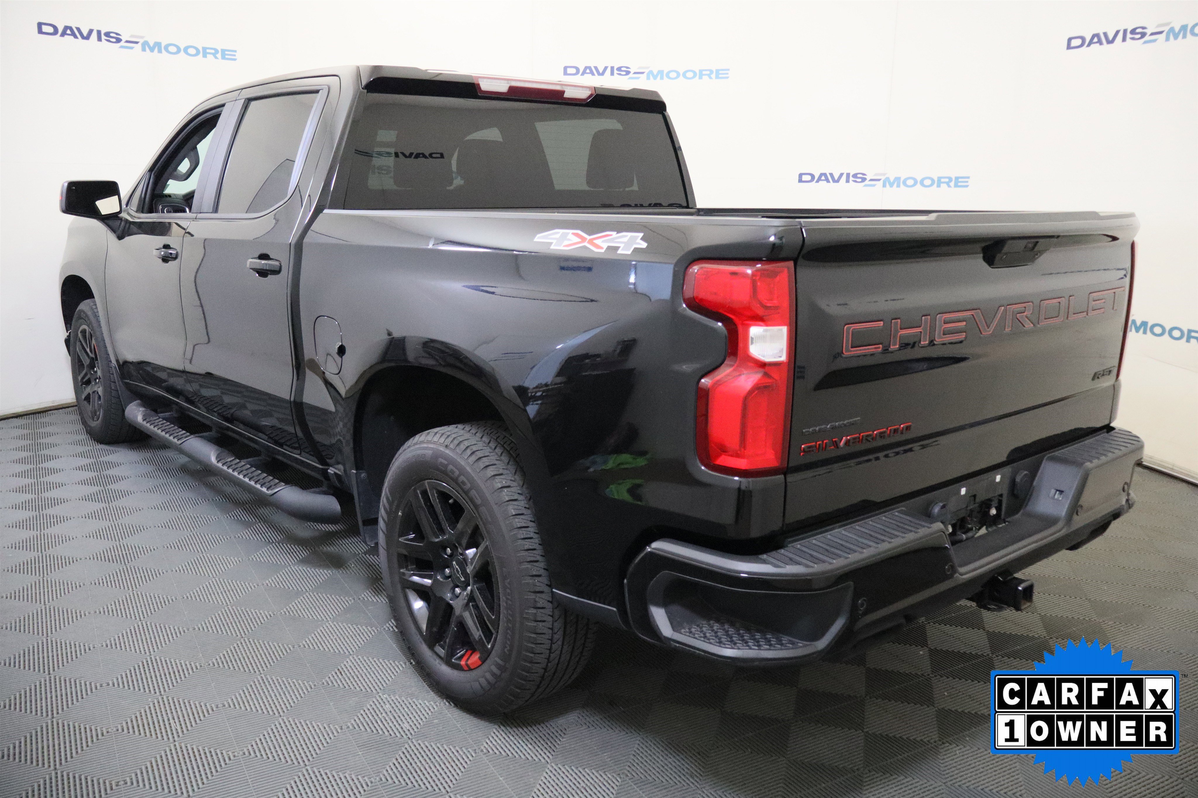 Used 2022 Chevrolet Silverado 1500 RST w/ Redline Edition image 10